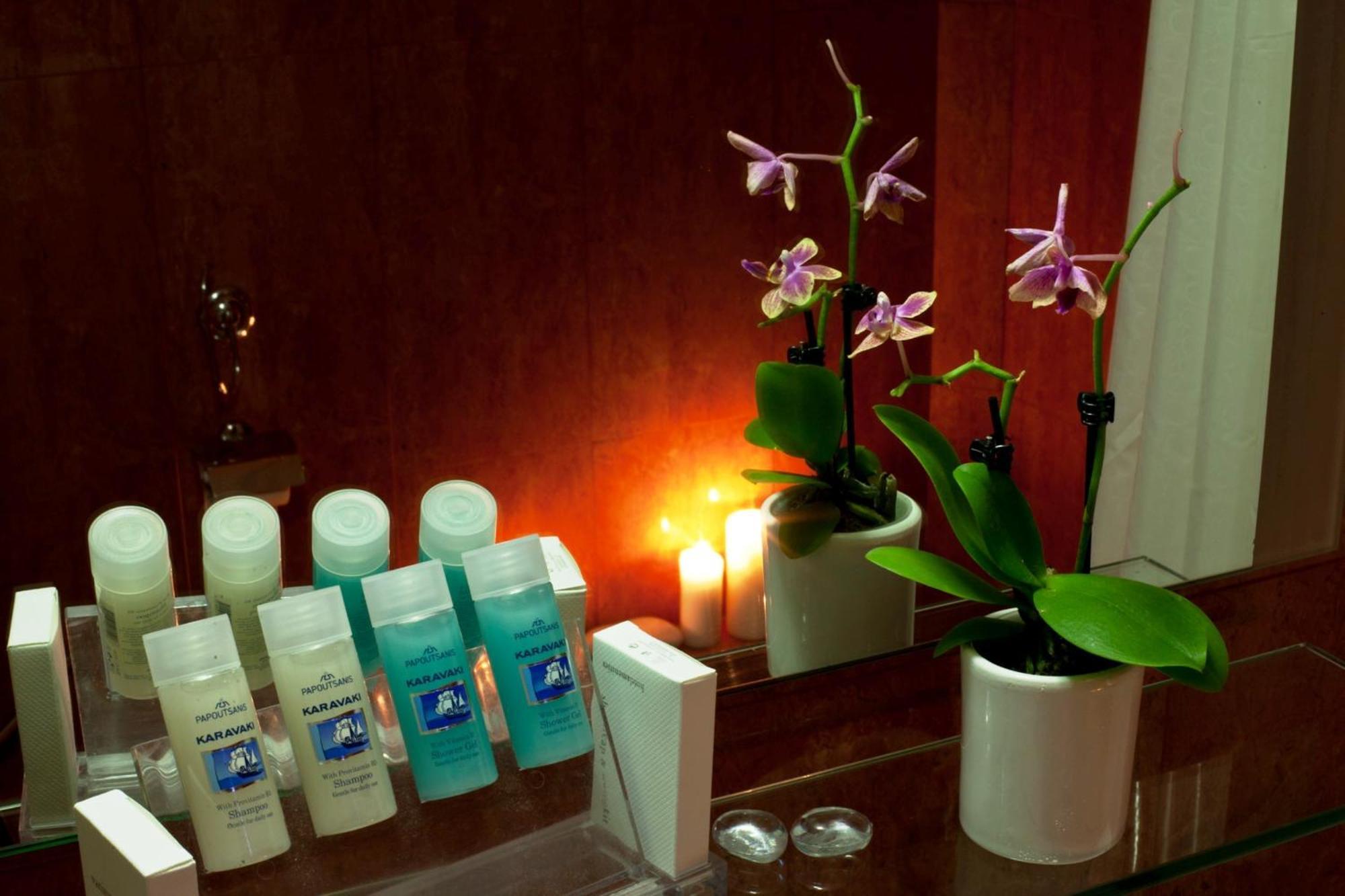 Aktaion Resort Gythio Zimmer foto