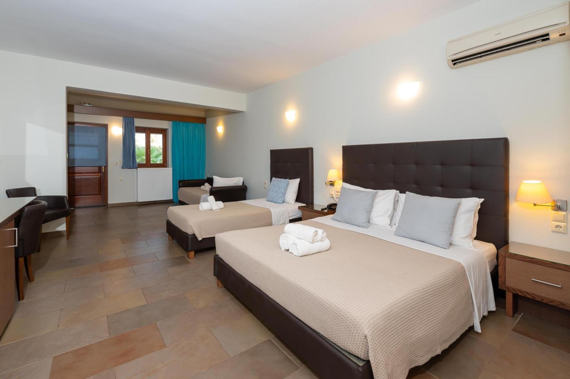Aktaion Resort Gythio Exterior foto