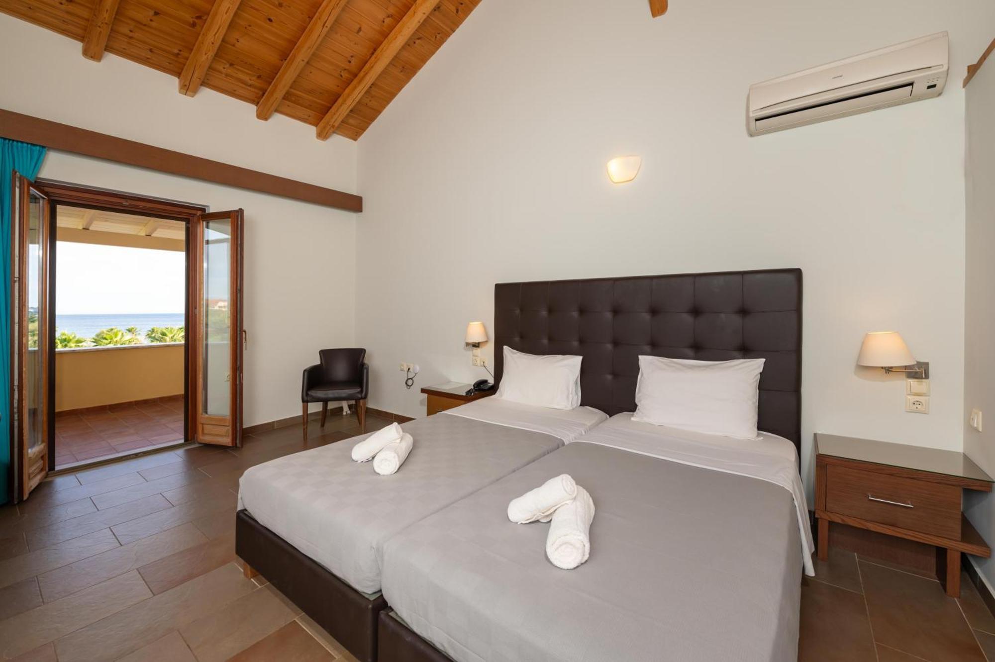 Aktaion Resort Gythio Exterior foto