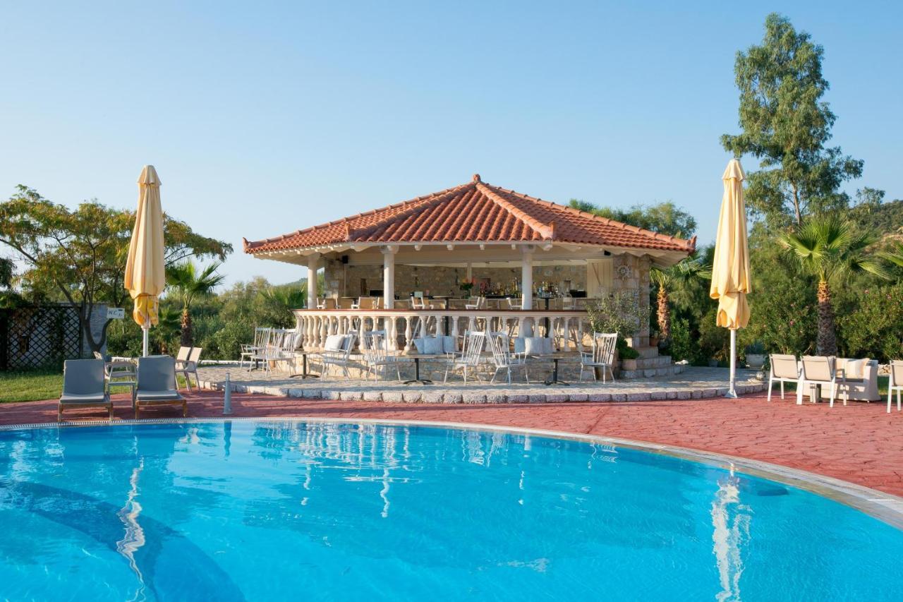 Aktaion Resort Gythio Exterior foto
